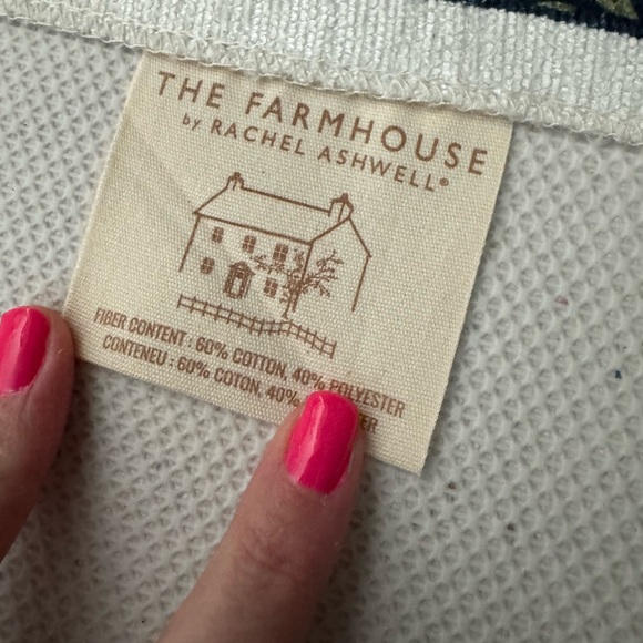 Floral Patterned Area Rug - Picture 4 of 4